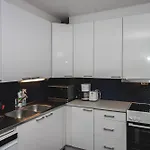 Апартаменты Cozy Near Metro Station Хельсинки