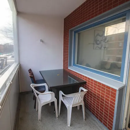 Huoneisto Cozy Near Metro Station Helsinki