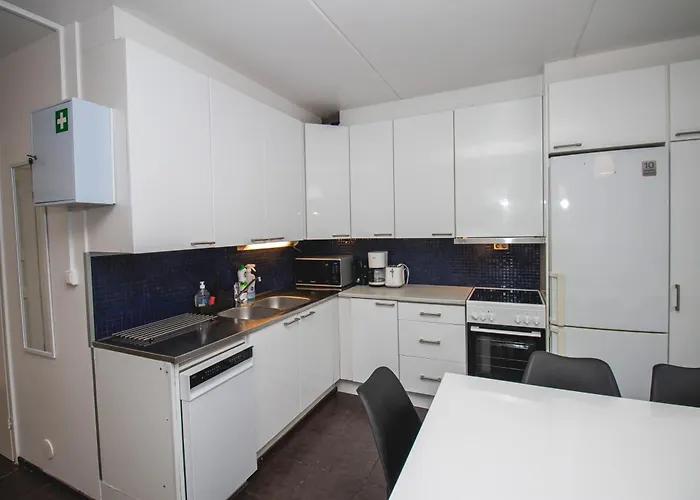 Cozy Near Metro Station *